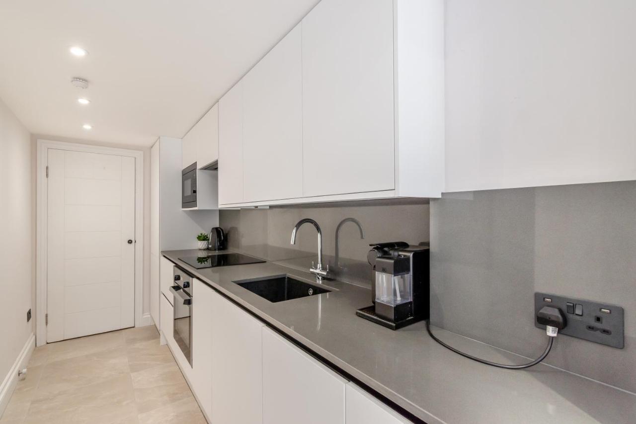 Ferienwohnung Modern Garden Flat With Private Parking London Exterior foto